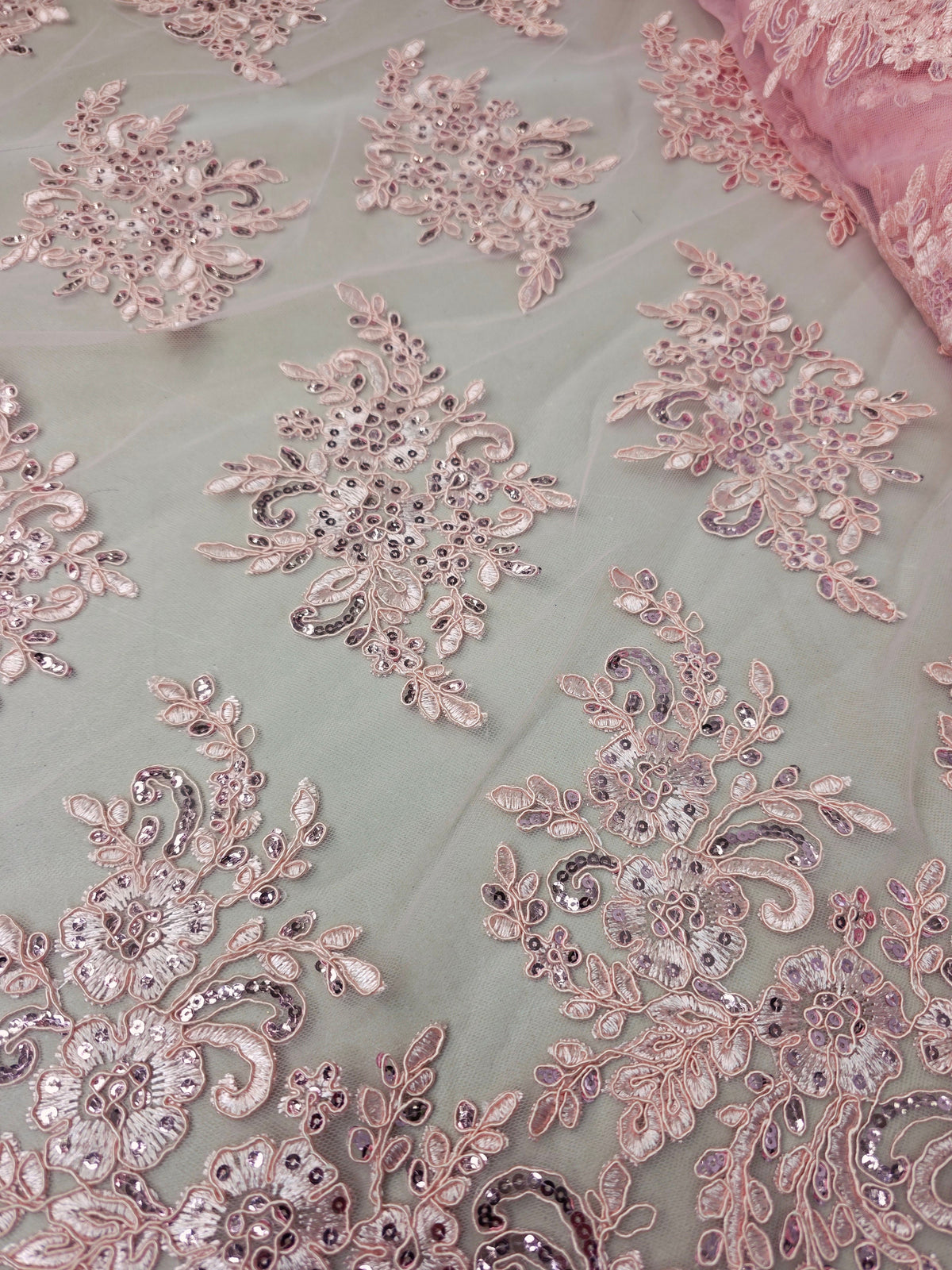Tul Bordado Con Diseño Floral Con Lentejuela Color Rosa- HH039 — Palacio Glamour