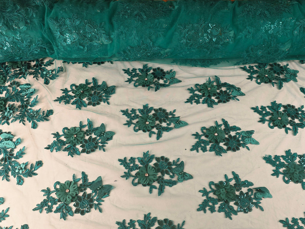 Tul Bordado Con Floral 3D, Mariposas, Pedrería, Lentejuela Y Perlas Color Verde Esmeralda- HH157 — Palacio Glamour