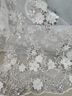 Tul Bordado Con Floral 3D, Lentejuela Y Perlas Color Plata- HH159 — Palacio Glamour