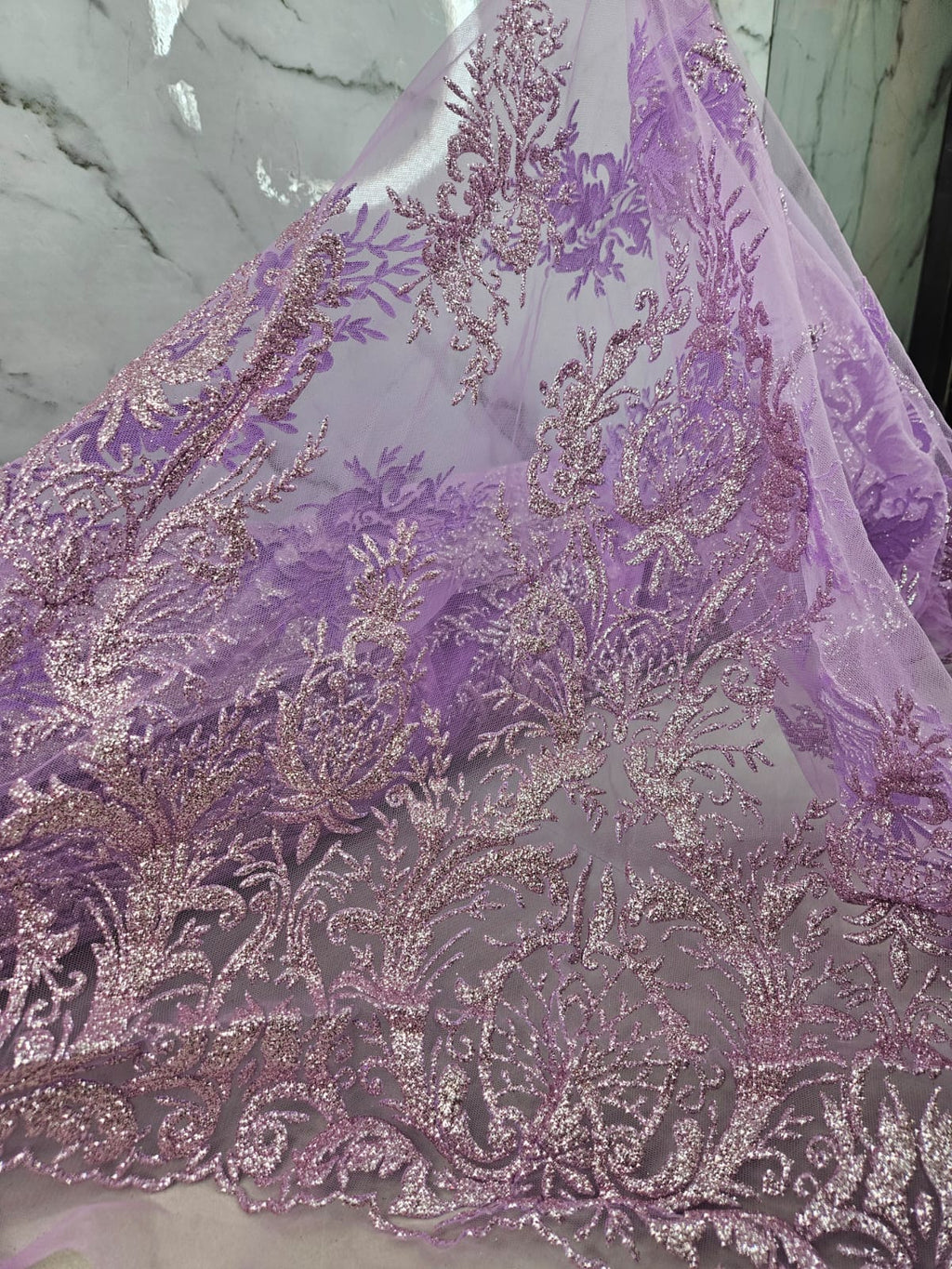 Tul Bordado Con Diseño En Acabado Glitter Color Lila- HH169 — Palacio Glamour