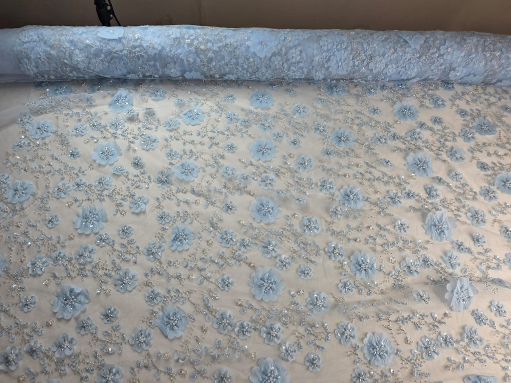 Tul Bordado Con Flores 3d, Lentejuela, Canutillo, Perlas, Chaquira Color Cielo-HH191 — Palacio Glamour