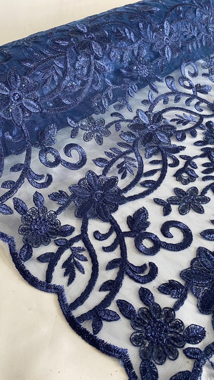 Tul Bordado Con Diseño Floral Con Lentejuela Color Marino -HH193 — Palacio Glamour