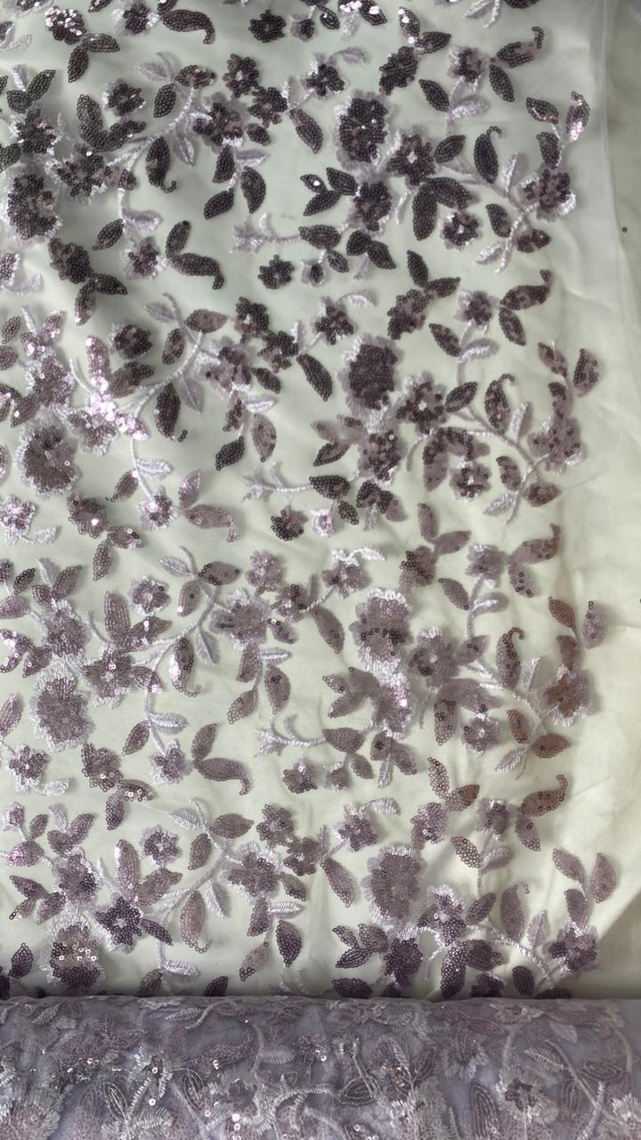 Tul Bordado Diseño Floral Con Lentejuela Color Lila-HH195 — Palacio Glamour