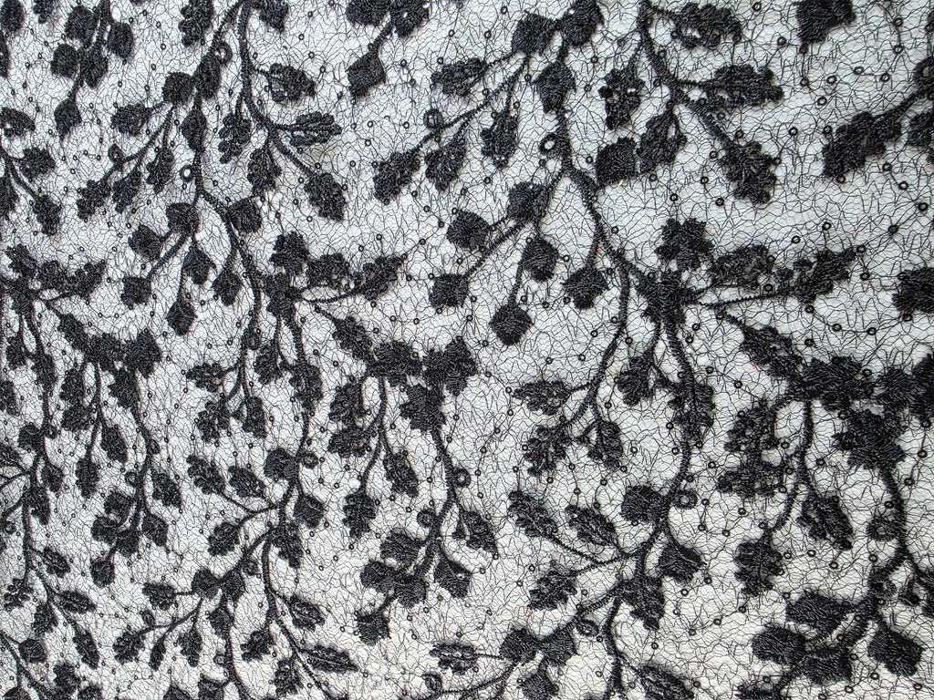 Tul Bordado Con Diseño Floral y Ramas Con Aplicaciones de Lentejuela Color Negro -HH201 — Palacio Glamour