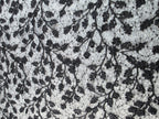 Tul Bordado Con Diseño Floral y Ramas Con Aplicaciones de Lentejuela Color Negro -HH201 — Palacio Glamour