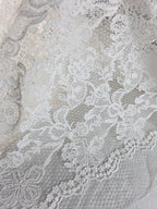 Tul Bordado Floral Con Lentejuelas Oro Color Hueso -HH214 — Palacio Glamour