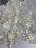 Tul Bordado Con Flores Y Mariposas 3D Aplicaciones de Perlas, Chaquira Y Lentejuela Color Ivory- HH237 — Palacio Glamour