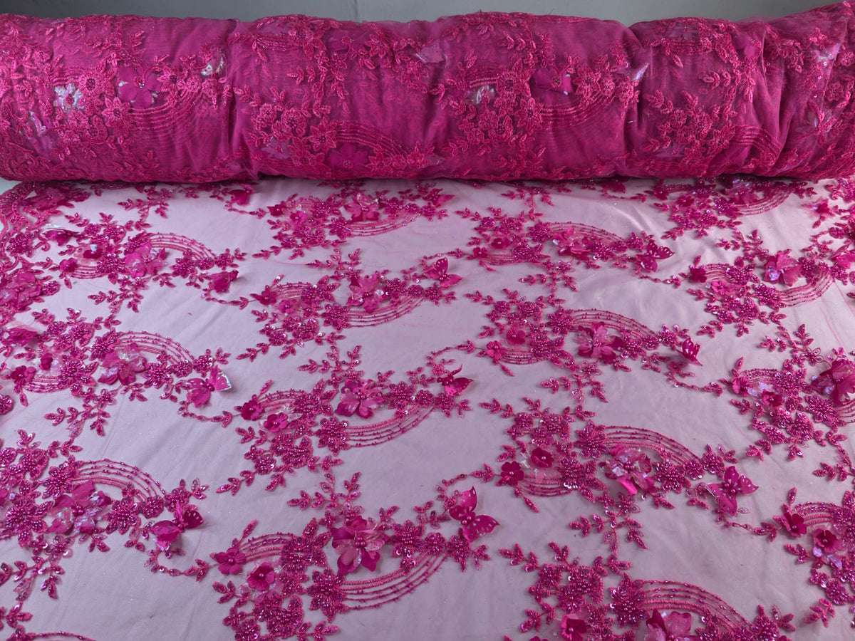 Tul Bordado Con Flores Y Mariposas 3D Aplicaciones de Perlas, Chaquira Y Lentejuela Color Rosa Ciber- HH237 — Palacio Glamour