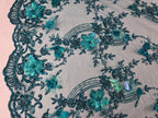 Tul Bordado Con Flores Y Mariposas 3D Aplicaciones de Perlas, Chaquira Y Lentejuela Color Verde- HH237 — Palacio Glamour