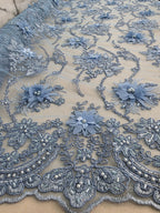 Tul Bordado Con Flores 3D Aplicaciones de Perlas Y Canutillo Color Azul Cielo- HH238 — Palacio Glamour
