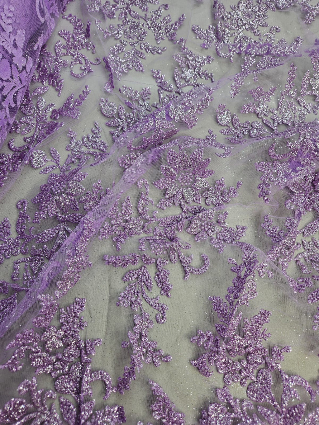 Tul Bordado Con Estampado en Glitter Diseño Floral Color Lila- HH240 — Palacio Glamour