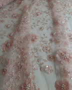 Tul Bordado Con Flores 3d, Lentejuela, Canutillo, Perlas, Chaquira Color Palo de Rosa -HH191 — Palacio Glamour