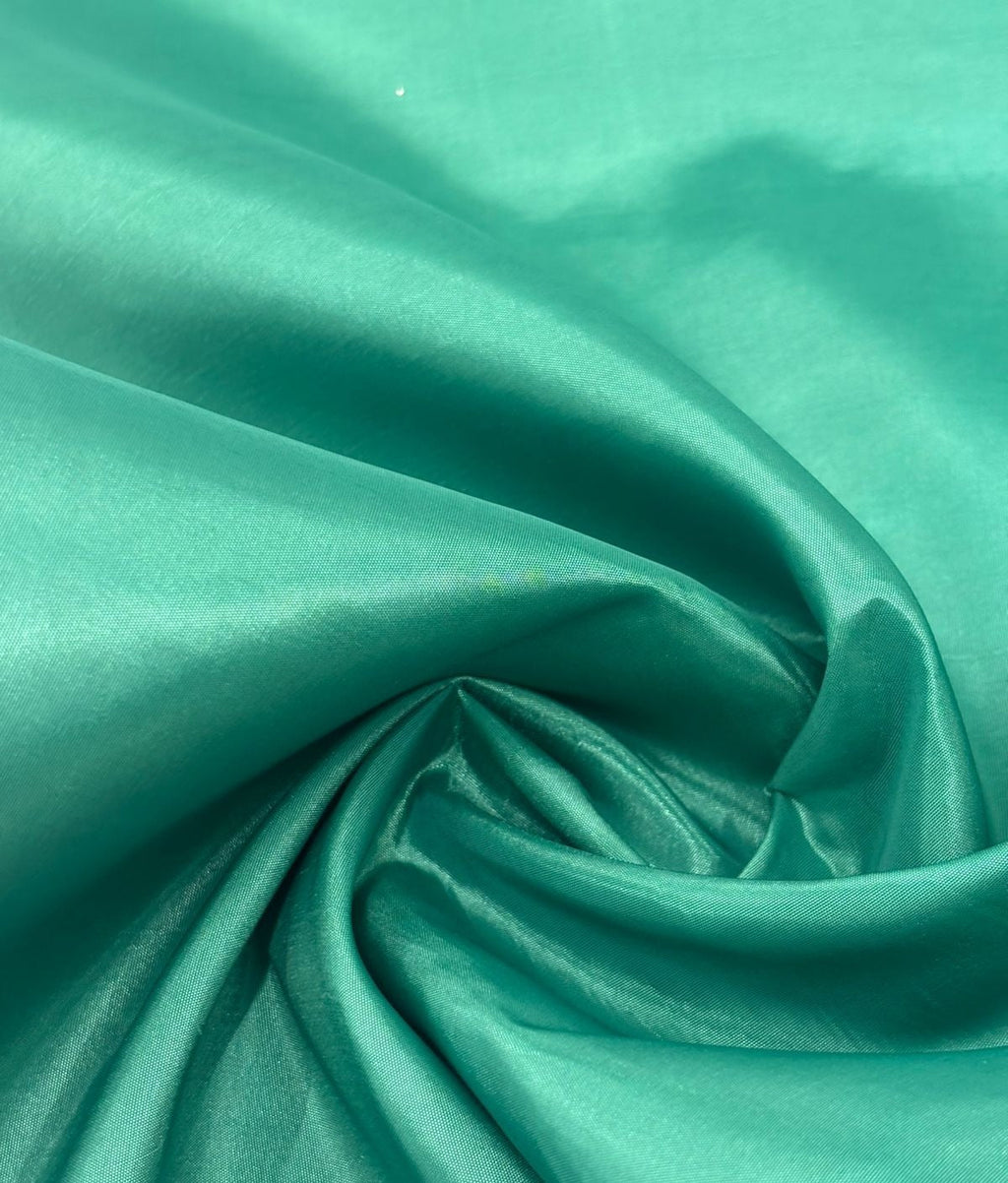 Tafeta Gruesa HH007 — Palacio Glamour