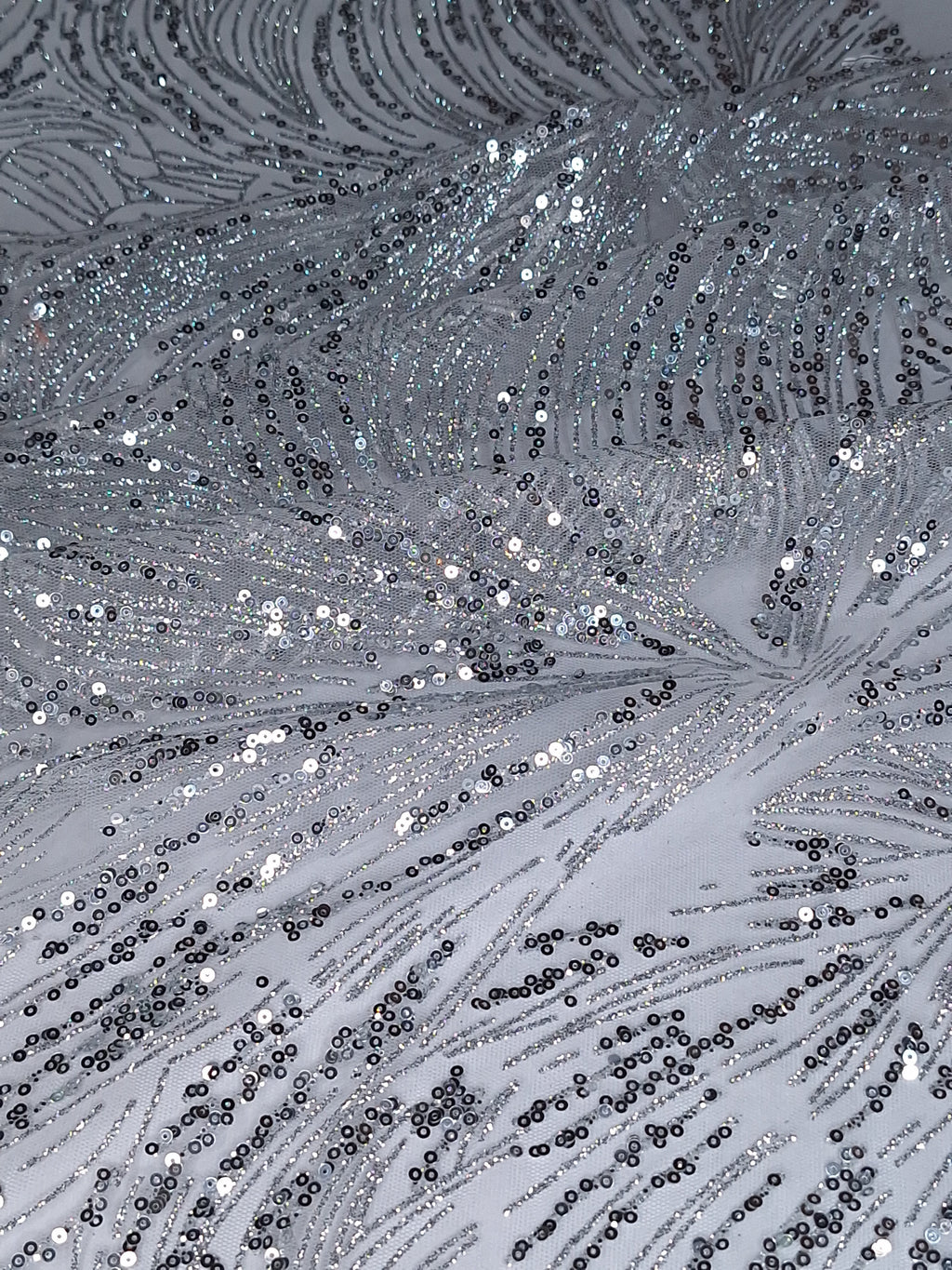 Tul Bordado Con Diseño, Glitter Y Lentejuela Color Plata- HH035 — Palacio Glamour