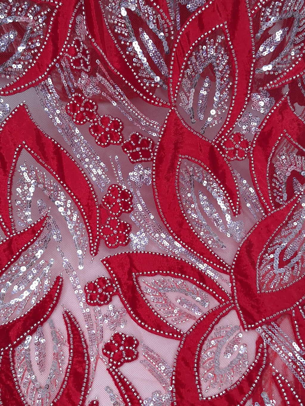 Tul Bordado Con Estampado Floral Aplicaciones de Chaquira Y Lentejuela Color Rojo- HH235 — Palacio Glamour