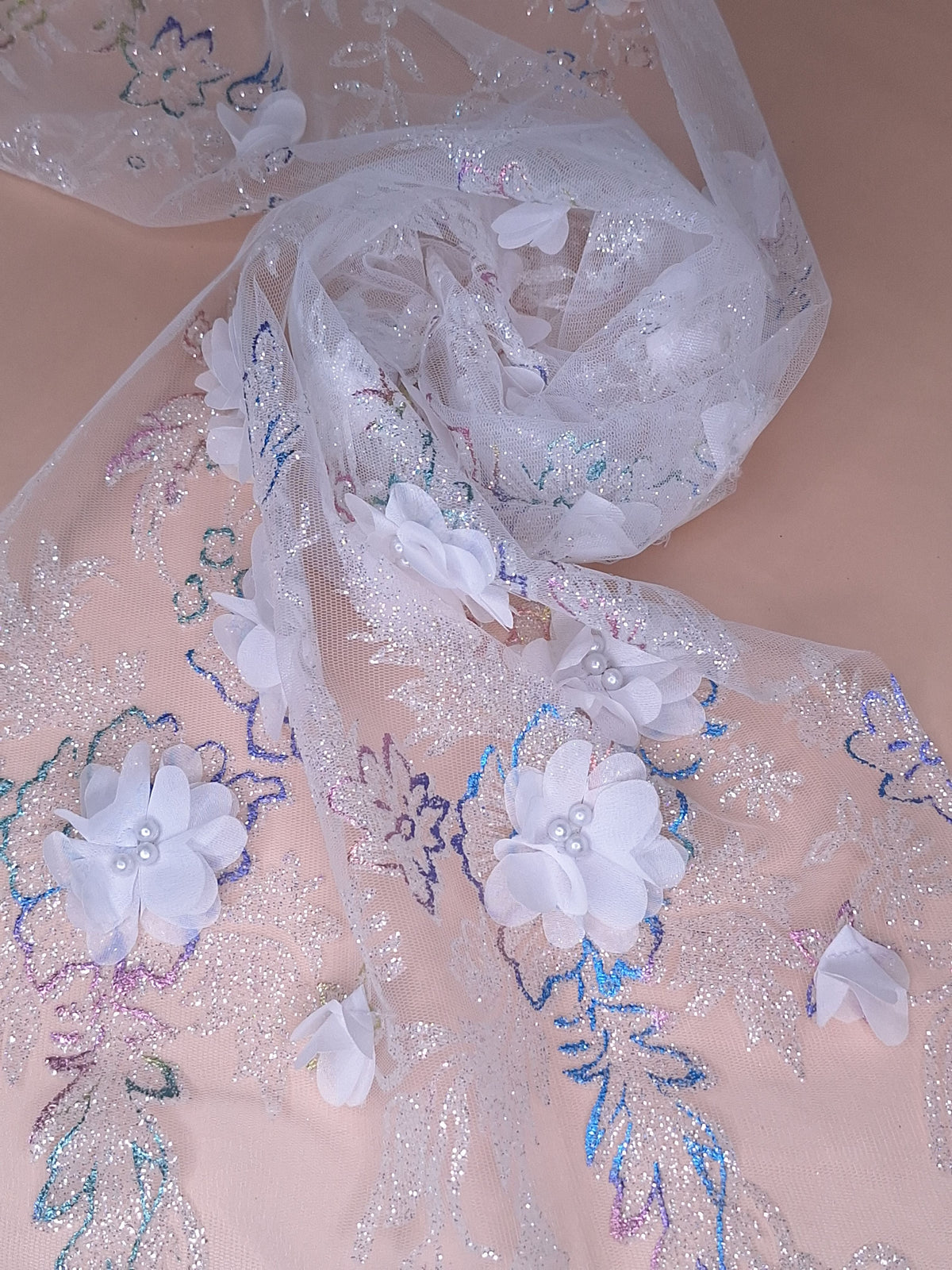 Tul bordado color blanco H097 — Palacio Glamour