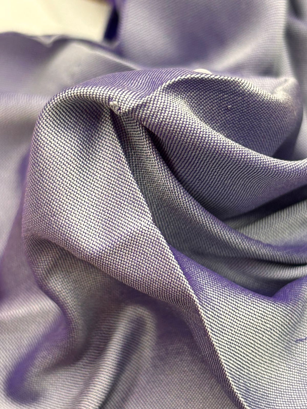 HH009 MORADO LILA · Fotografía real de tela doble vista, cara B · Palacio Glamour