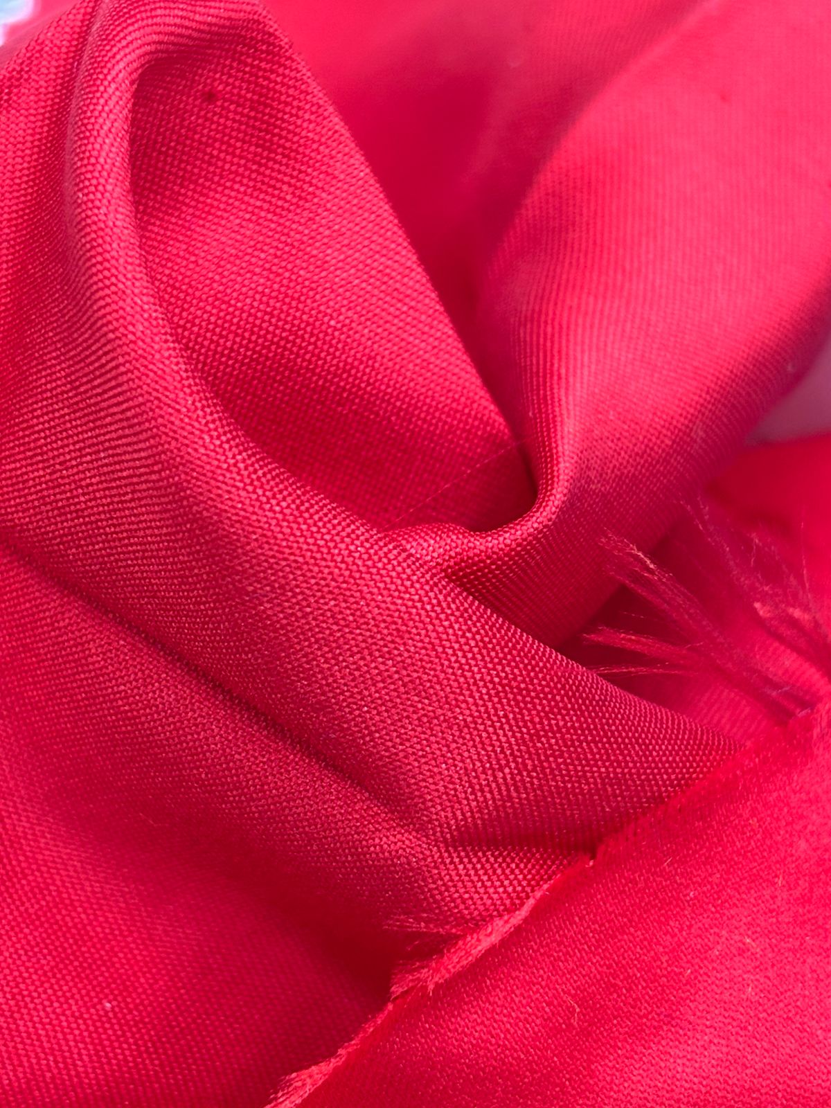 HH009 ROJO · Fotografía real de tela doble vista, cara A · Palacio Glamour