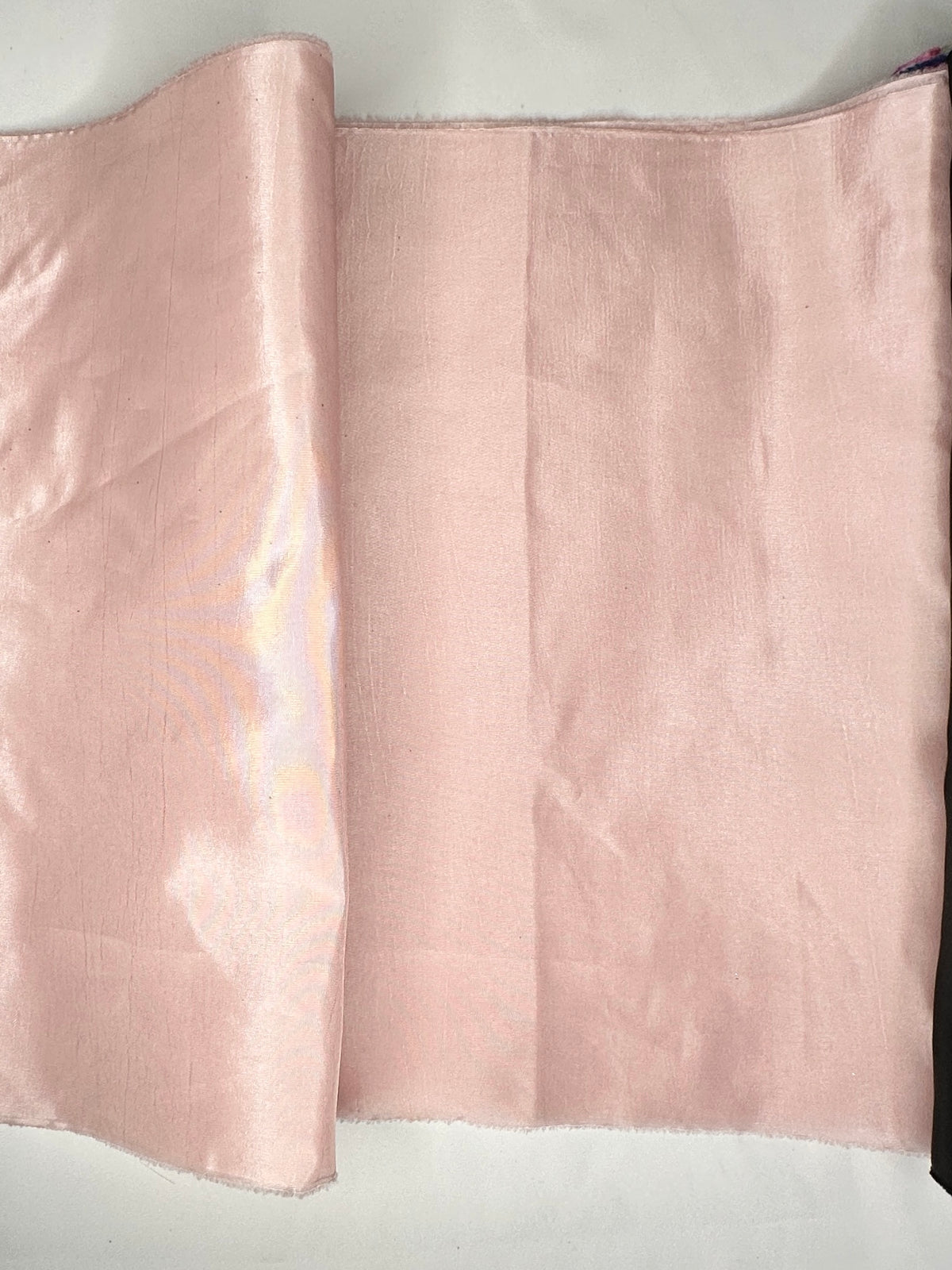 HH7 Rosa medio: fotografía real de la tela. Palacio Glamour. Se vende tela por metro.