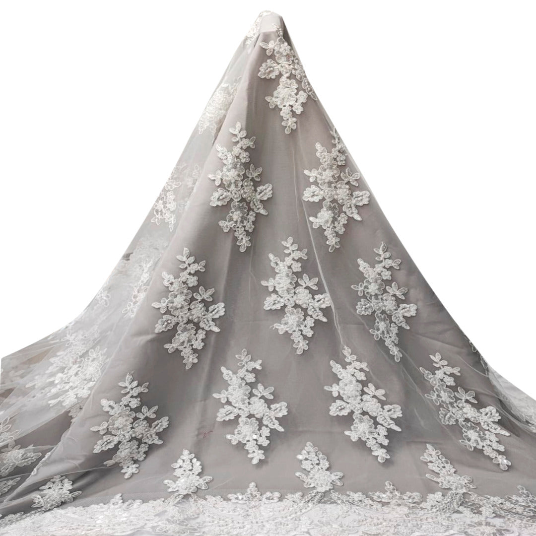 Tul Bordado Floral Con Perlas Y Lentejuela Color Blanco- HH016 — Palacio Glamour