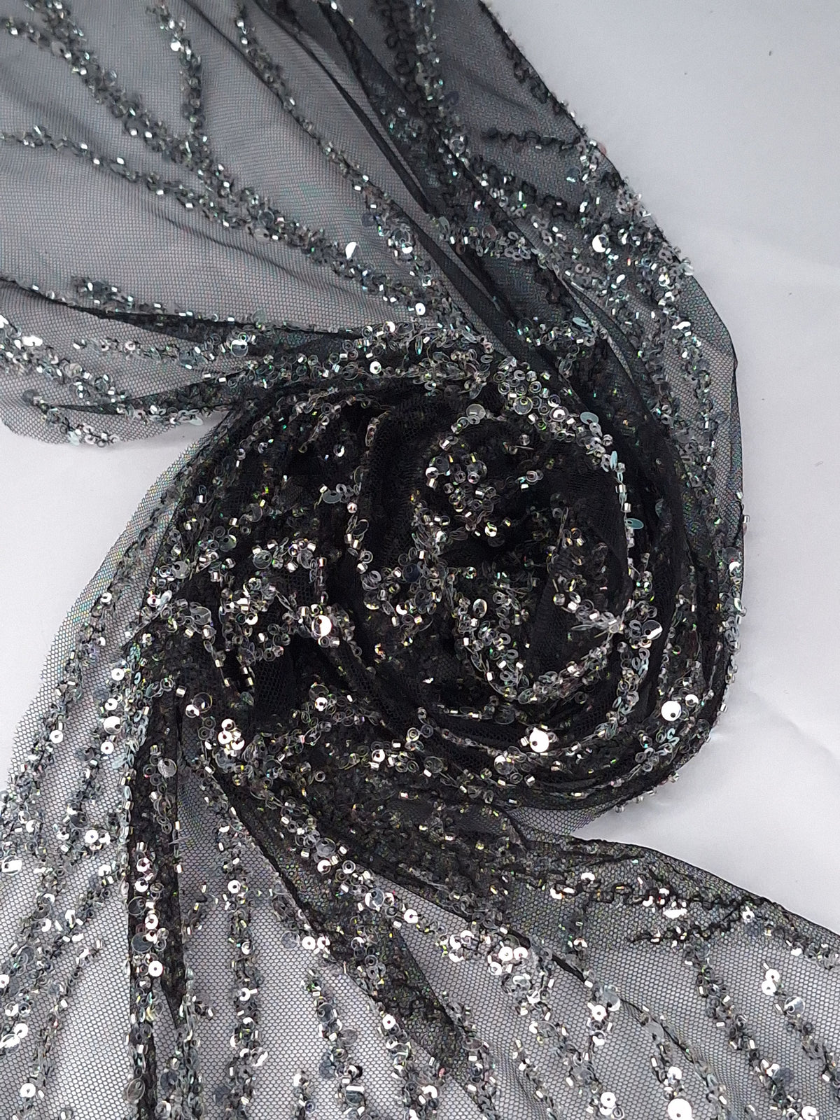 Tul bordado color negro plata A957 — Palacio Glamour