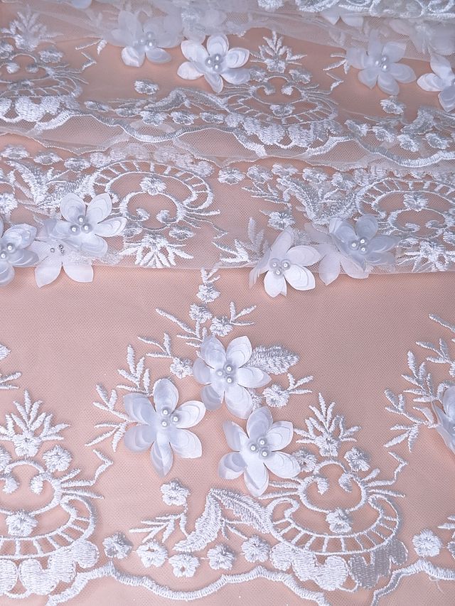 Tul bordado color blanco H139 — Palacio Glamour