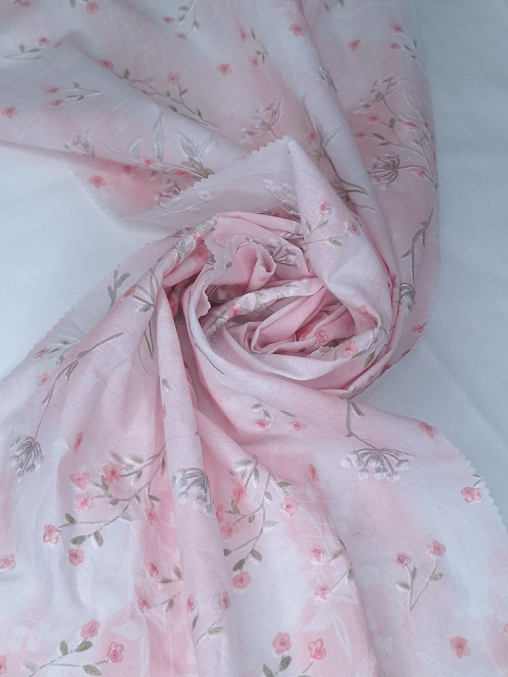 Tul bordado color rosa H183 — Palacio Glamour