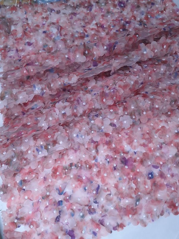 Tul bordado color rosa H223 — Palacio Glamour