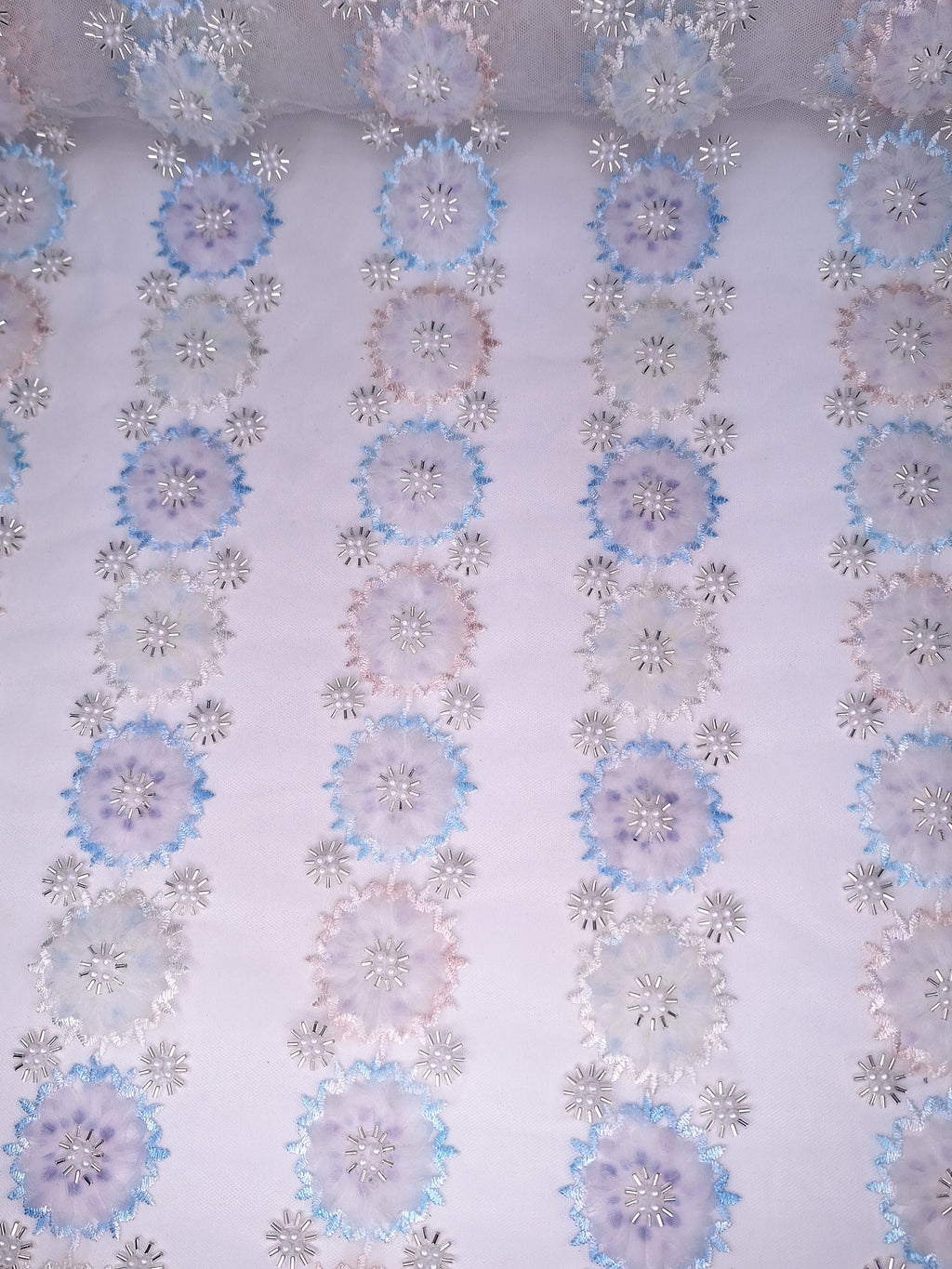 Tul bordado color azul H029 — Palacio Glamour