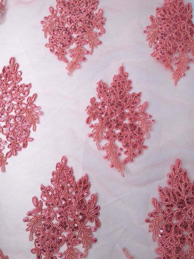 Tul bordado color rosa coral A961 — Palacio Glamour