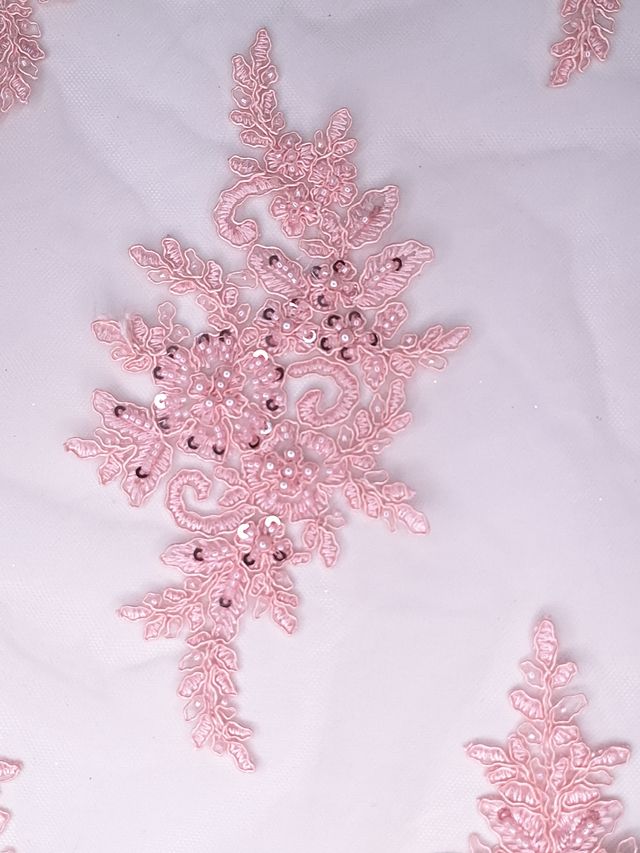 Tul bordado color rosa A948 — Palacio Glamour