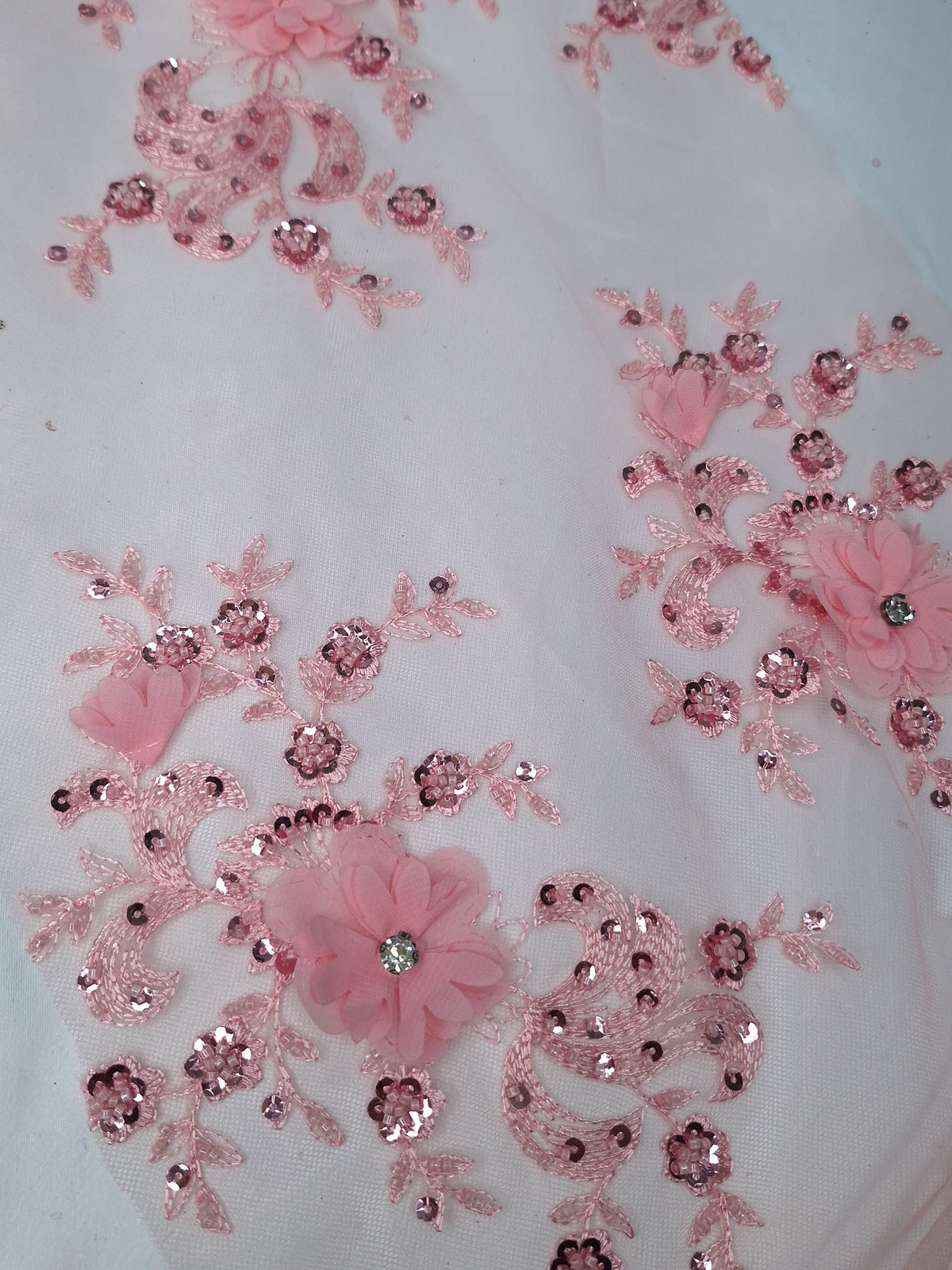 Tul bordado color rosa claro H132 para vestidos de noche, de boda y de XV años — Palacio Glamour