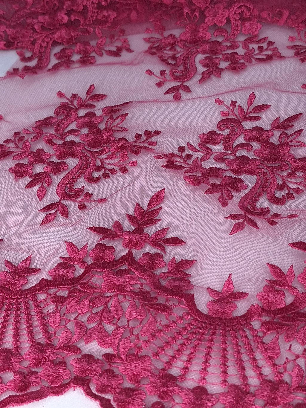 Tul bordado color rojo quemado A837 — Palacio Glamour