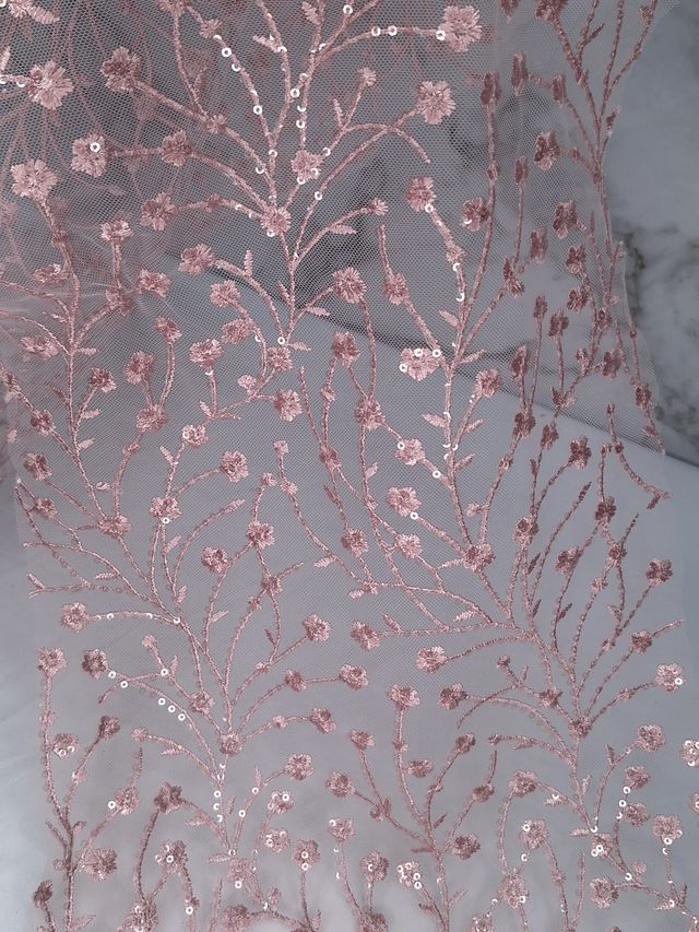 Tul bordado color rosa H080 — Palacio Glamour