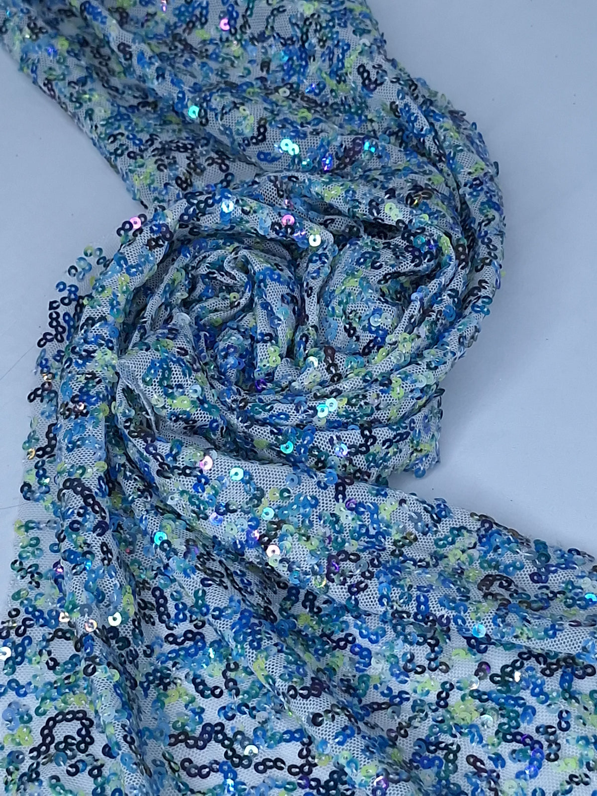 Tul bordado color azul A914 — Palacio Glamour