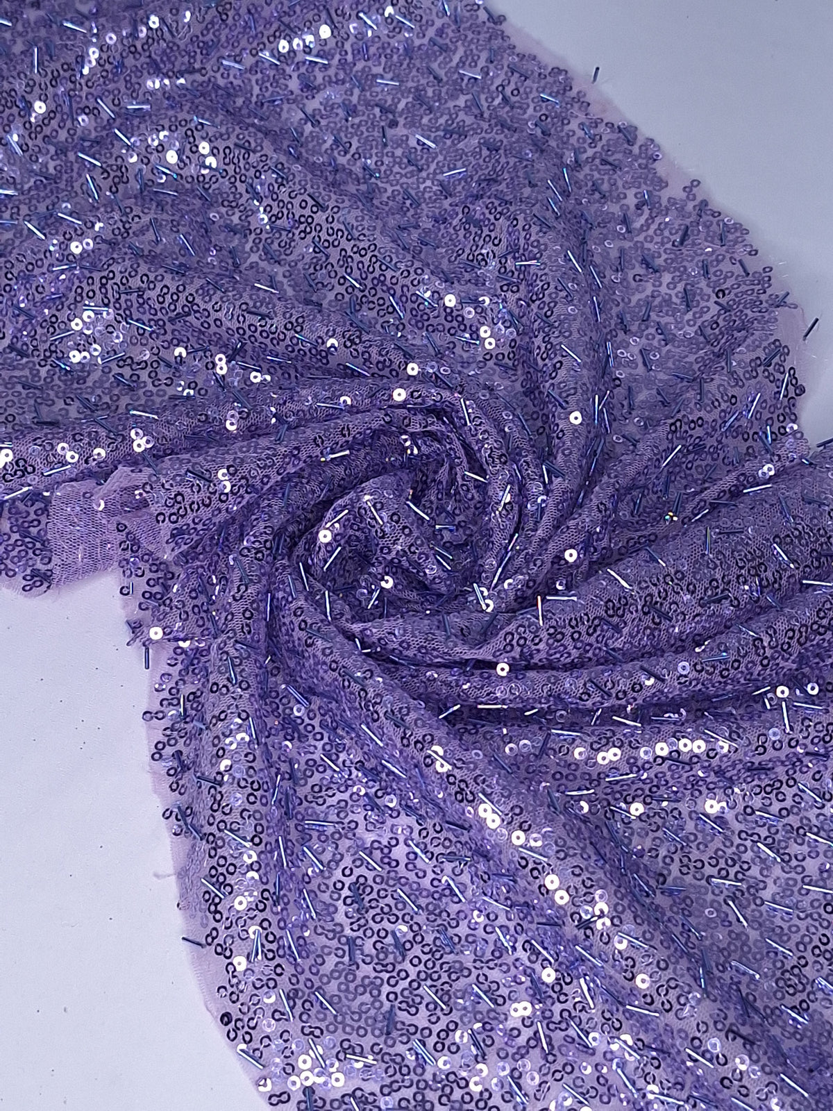 Tul bordado Con Lentejuela y Canutillo Color Lila Medio H093 — Palacio Glamour