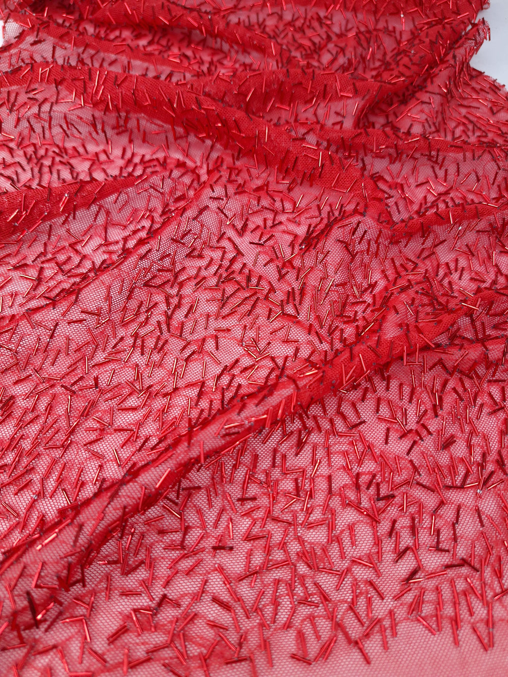 Tul bordado color rojo H072 — Palacio Glamour