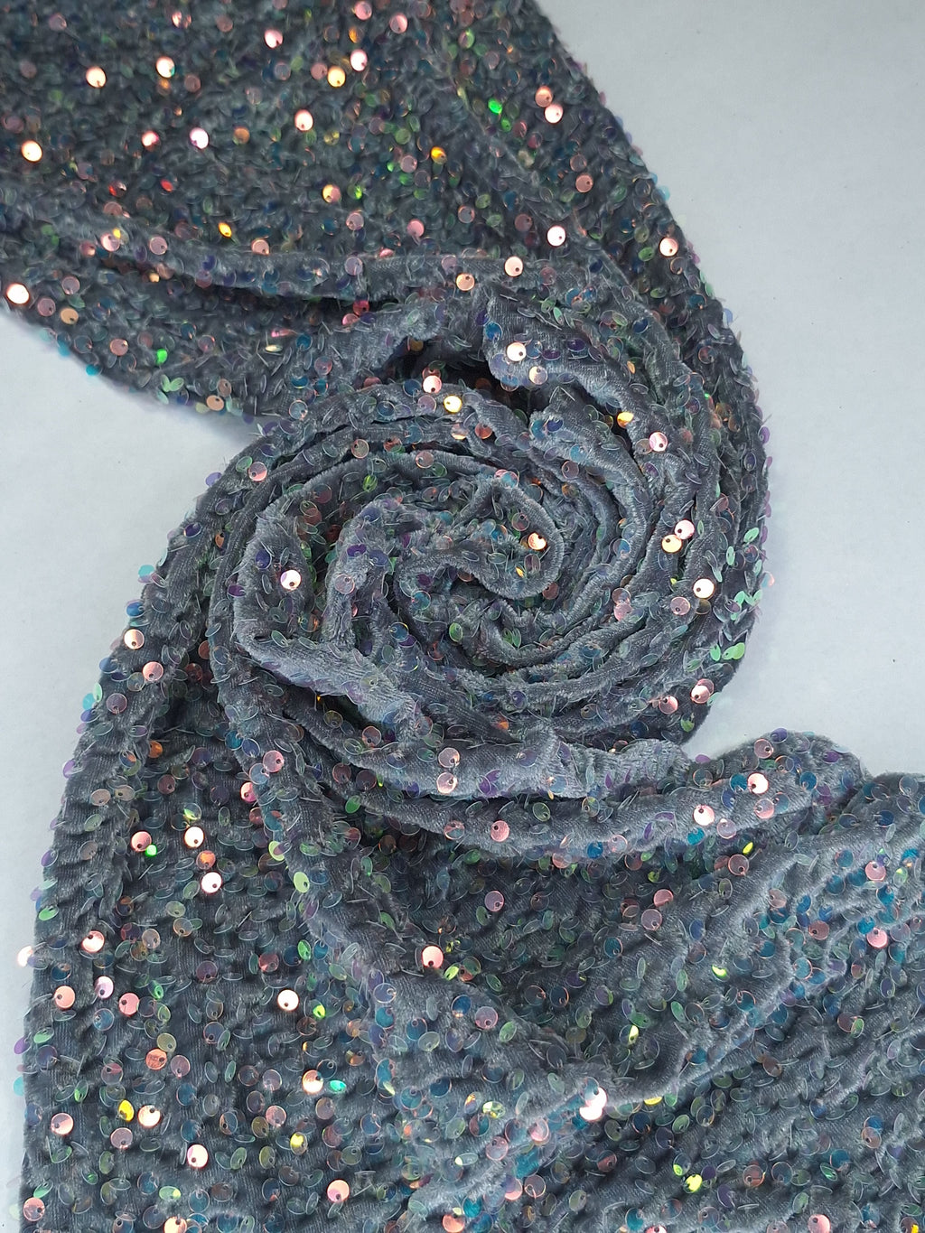 Tul bordado color gris arcoiris A900 — Palacio Glamour
