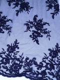 Tul bordado Floral con Orilla Ondulada Color Azul Marino A926 — Palacio Glamour