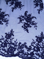 Tul bordado Floral con Orilla Ondulada Color Azul Marino A926 — Palacio Glamour