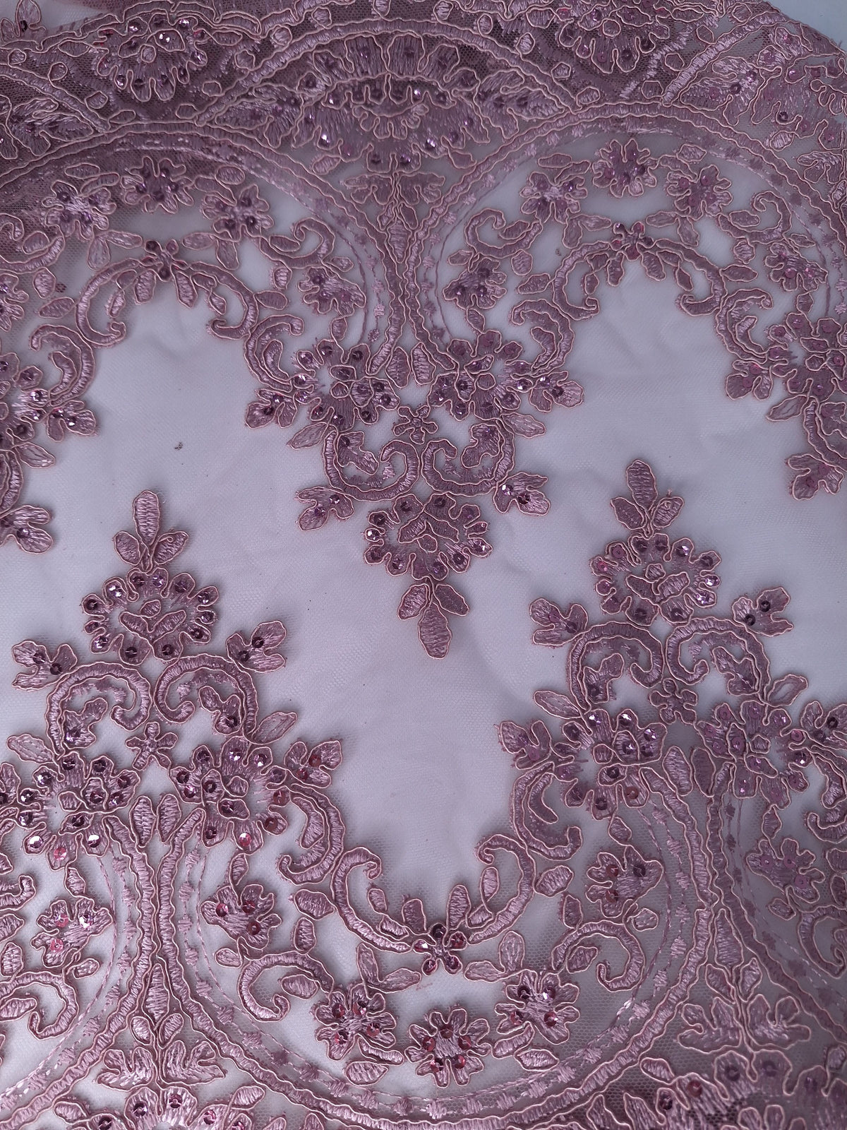 Tul bordado color palo de rosa H130, para vestidos de noche de boda y de XV años — Palacio Glamour