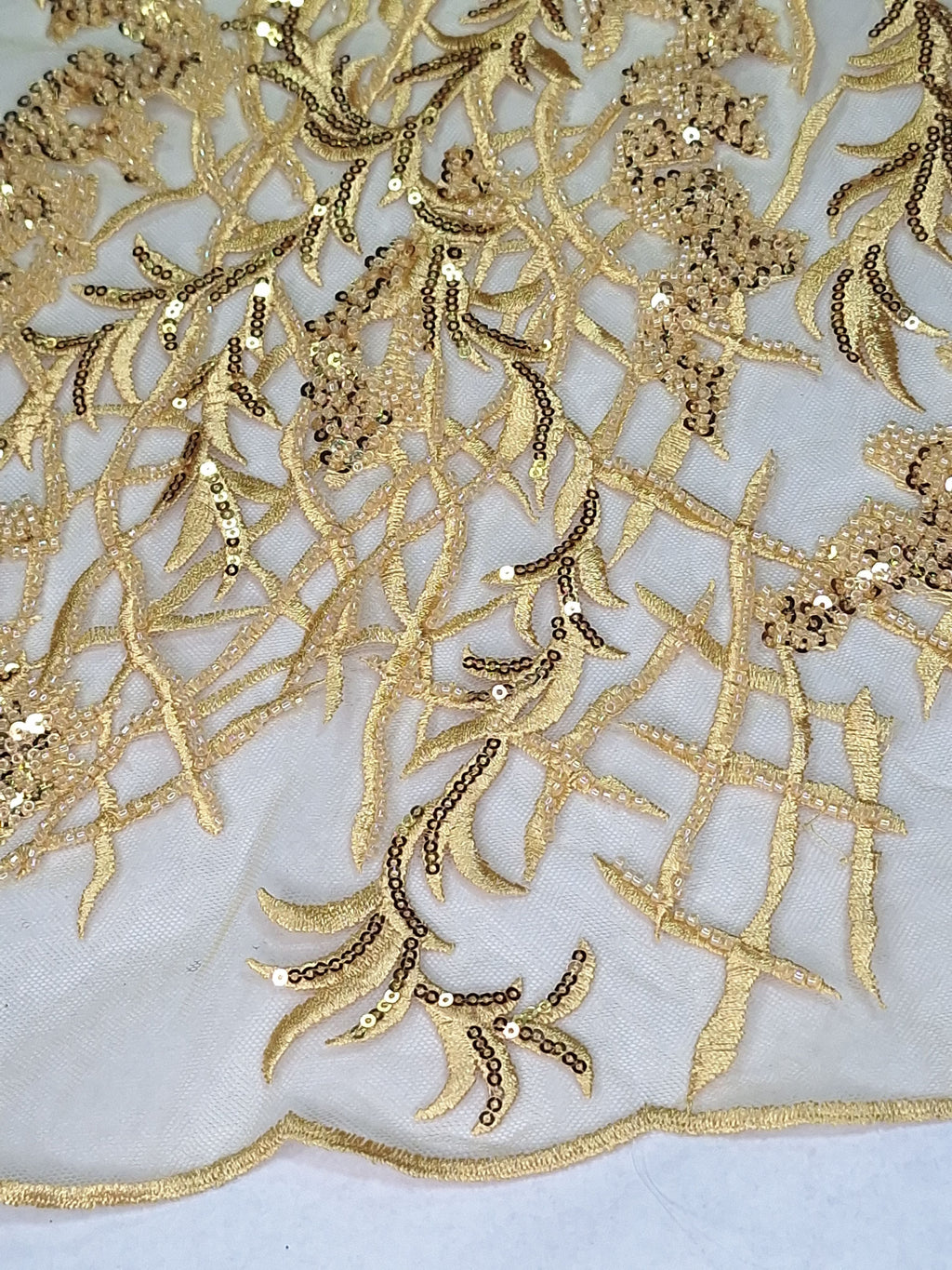 Tul bordado color oro A873 — Palacio Glamour