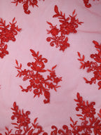 Tul bordado Floral con Orilla Ondulada Color Rojo A926 — Palacio Glamour