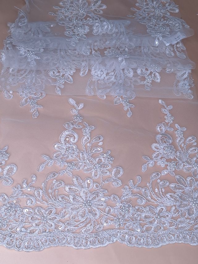 Tul bordado color blanco H017 — Palacio Glamour