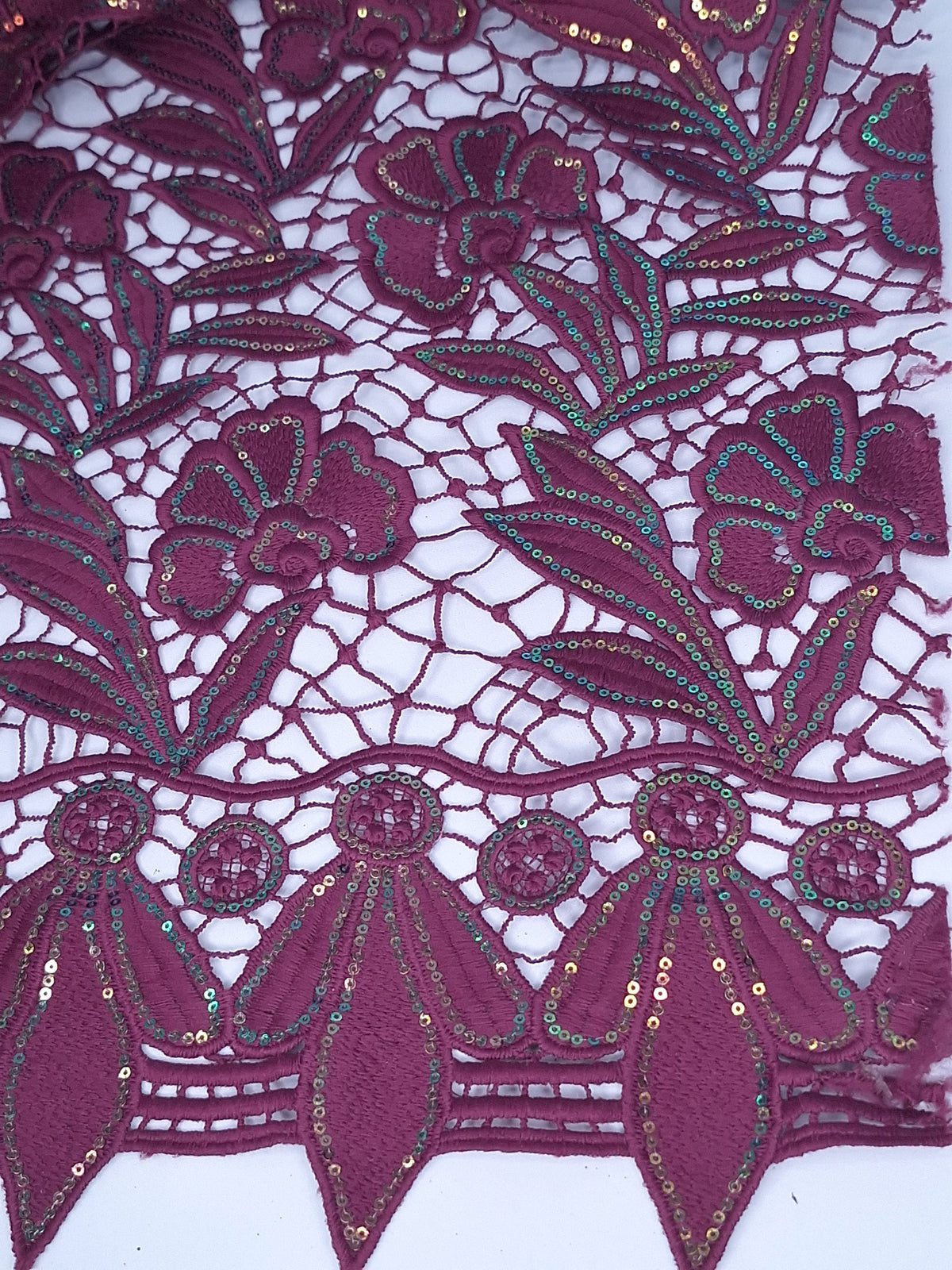 Tul bordado Con Diseño y Lentejuela Color Morado A889 — Palacio Glamour