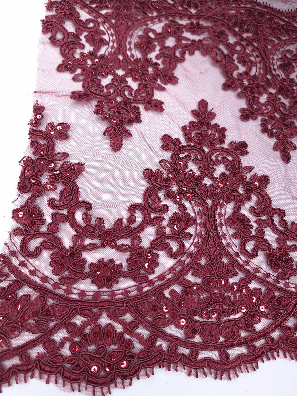 Tul bordado color vino H130 — Palacio Glamour