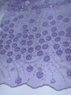 Tul bordado Con Flores, Chaquira y Lentejuela Color Lila Claro H090 — Palacio Glamour