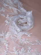 Tul bordado color hueso A884 — Palacio Glamour