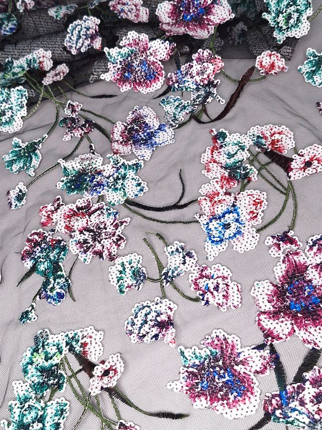 Tul bordado Con Flores de Lentejuela Color Negro Rosa A671m — Palacio Glamour
