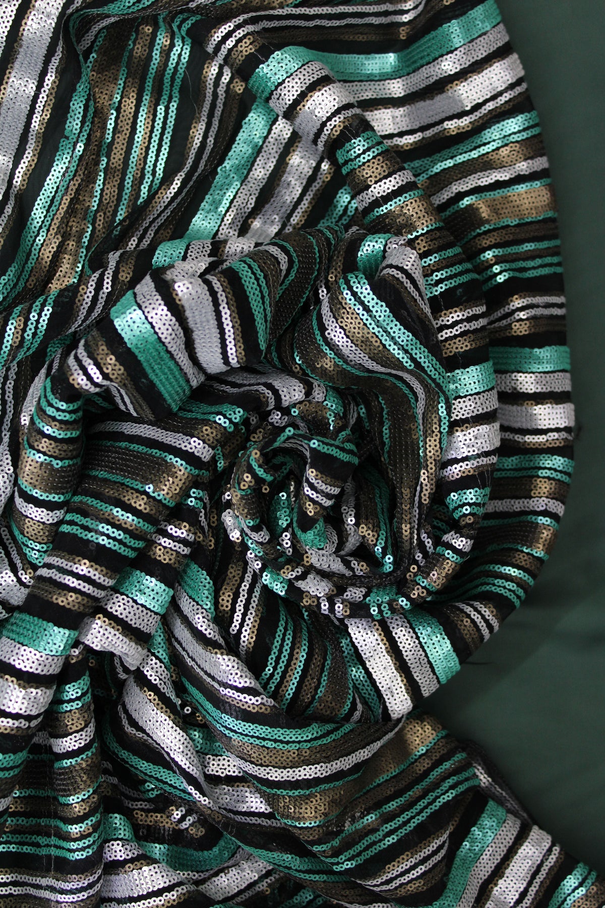 Tul bordado color verde A666 — Palacio Glamour